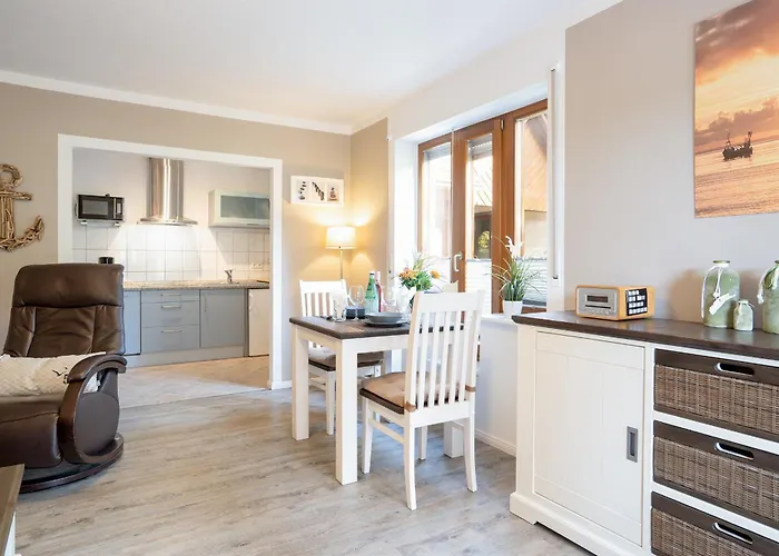 Premium Quartier Solymar Pelzerhaken - Ein Kleiner Hund Willkommen נוישטאדט אין הולשטיין